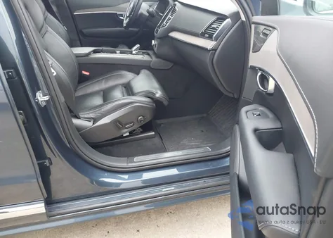 2021 Volvo Xc90 Recharge Plug-In Hybrid T8 Inscription 7 Passenger from USA, damaged, VIN YV4BR0CL2M1737783